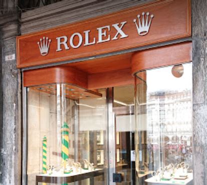 rolex dealers in italy.